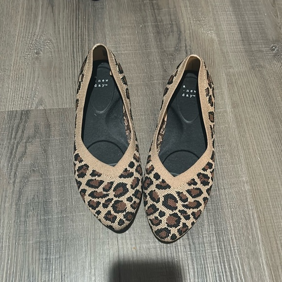 A new day Claire knit cheetah ballet flats - Picture 1 of 5
